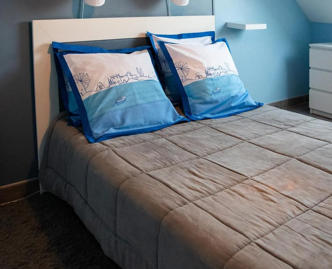 Bed and Breakfast La Longere D'Helene Lauzach 0*,  Francia